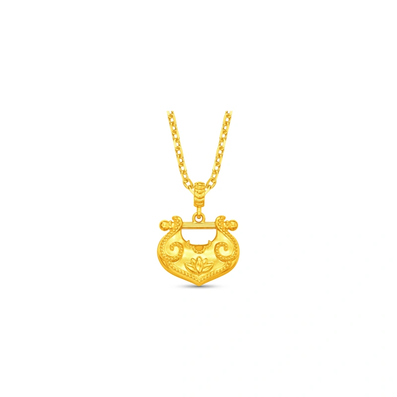 999 Gold pendant
