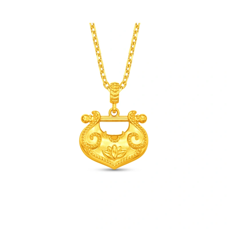 999 Gold pendant
