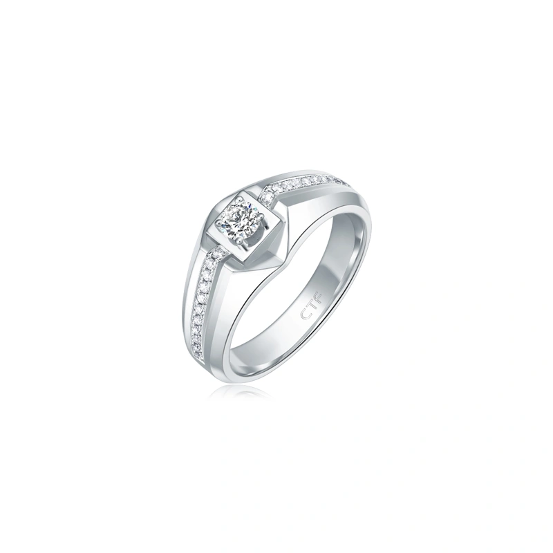 18K/750 White Gold diamond ring