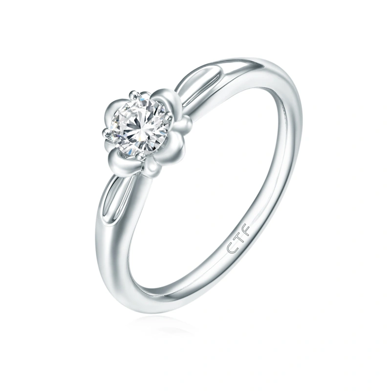 18K/750白色黃金鑲天然鑽石戒指