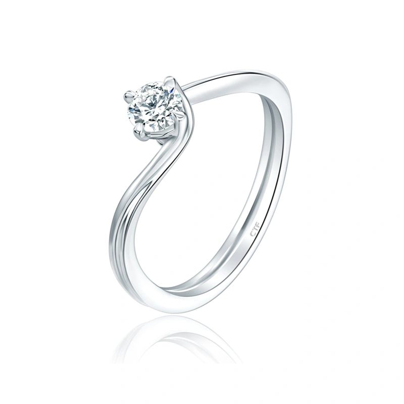 18K/750白色黃金鑲天然鑽石戒指