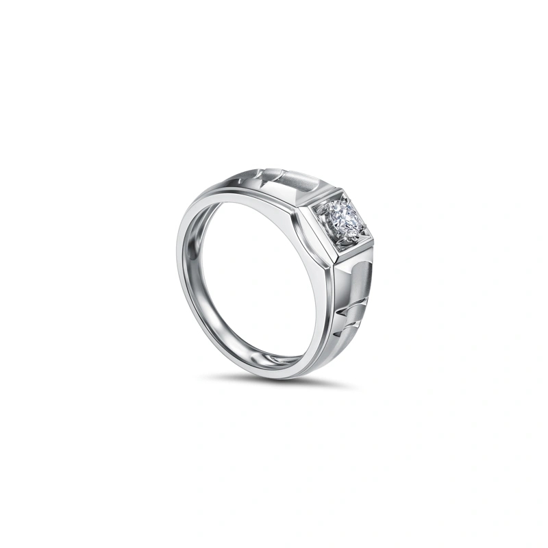 18K/750 White Gold diamond ring
