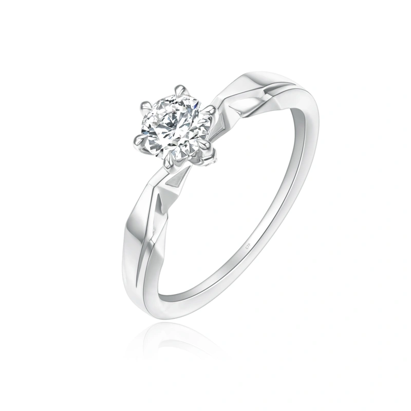 艾莎公主18K/750白色黃金鑲天然鑽石戒指