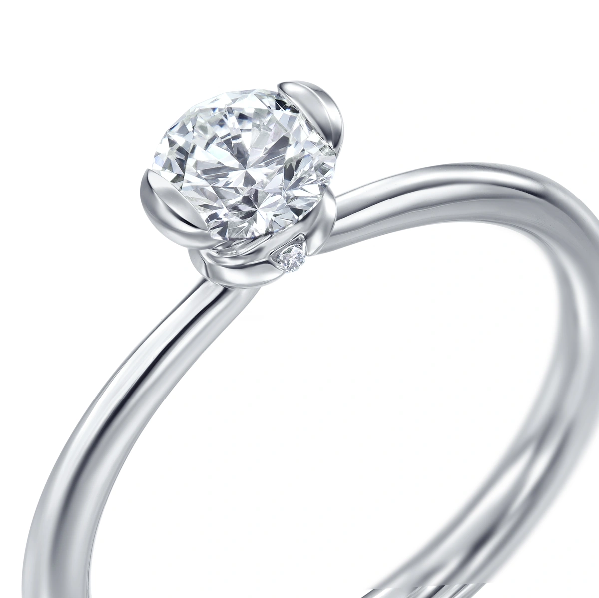 18K/750 White Gold diamond ring