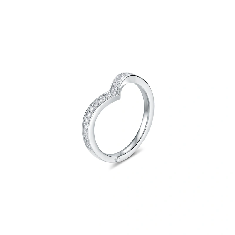 18K/750 White Gold diamond ring