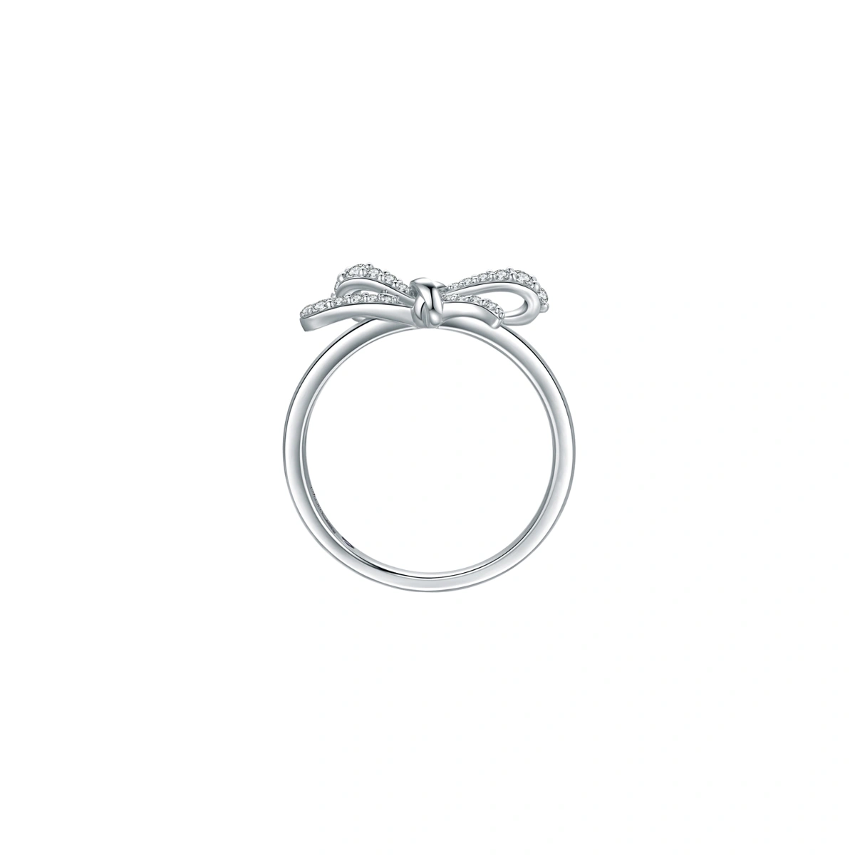 18K/750 White Gold diamond ring