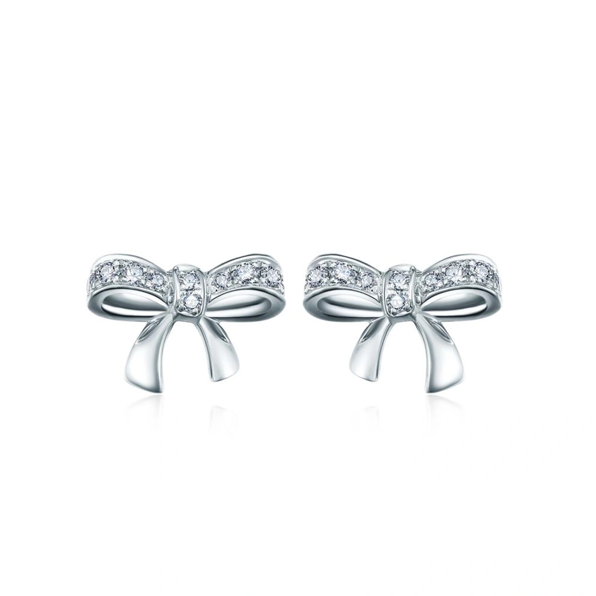 18K/750 White Gold diamond earrings