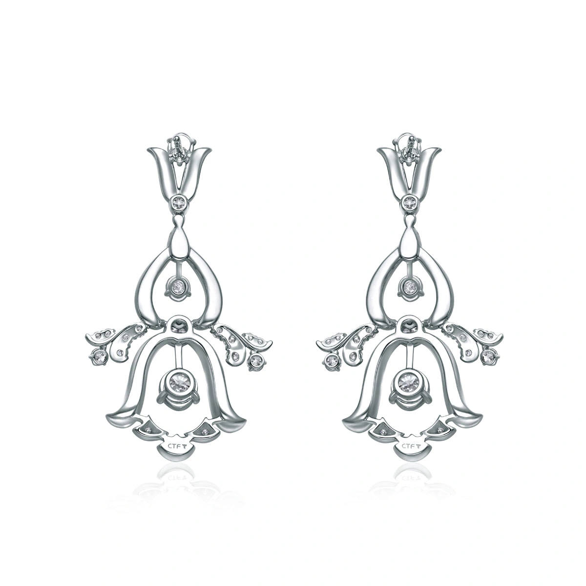 18K/750 White Gold diamond earrings