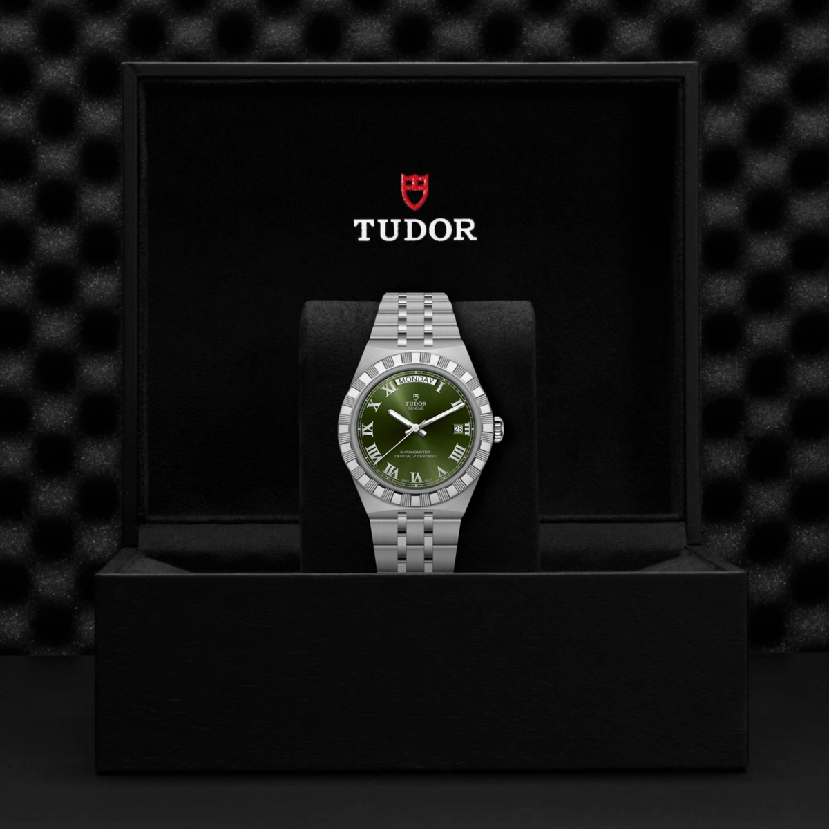TUDOR Royal