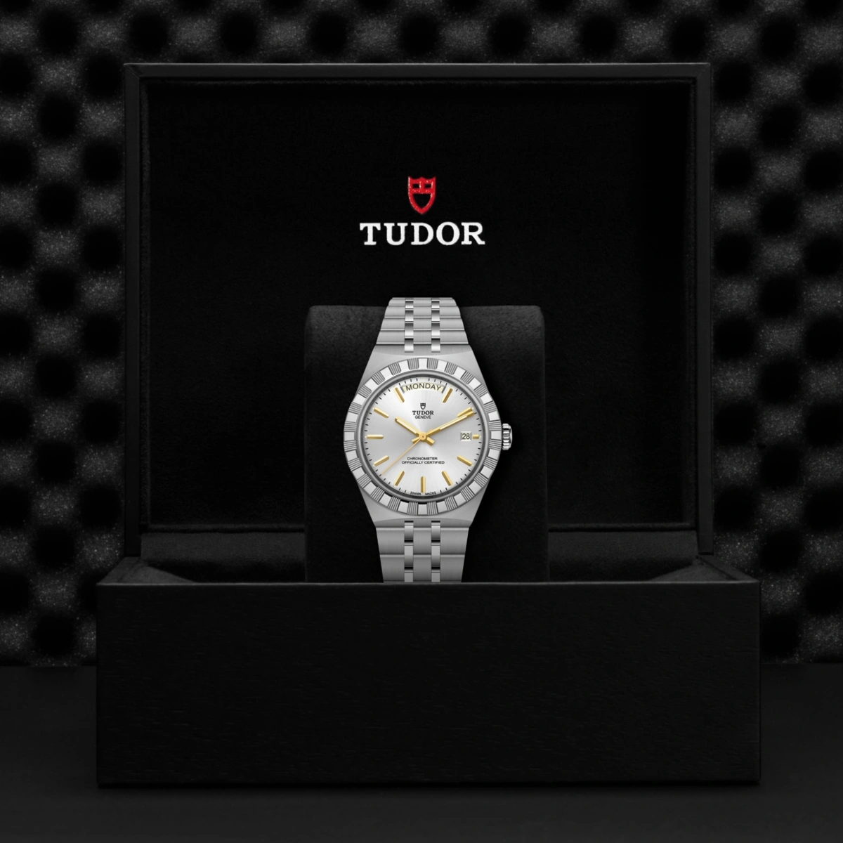 TUDOR Royal