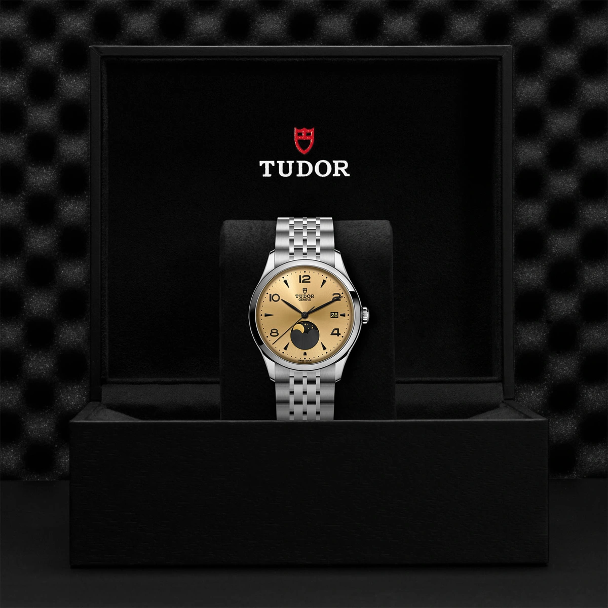 TUDOR 1926 Luna